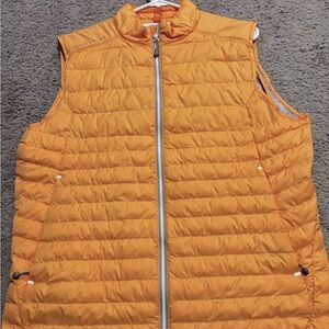 Peter Millar men’s medium vest